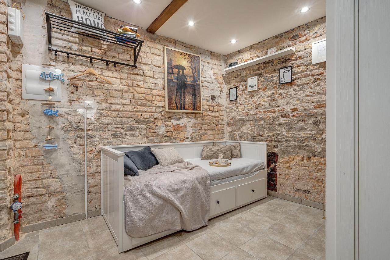 Mini Apartament By Town Hall, Self Chek-In Vilna Exterior foto